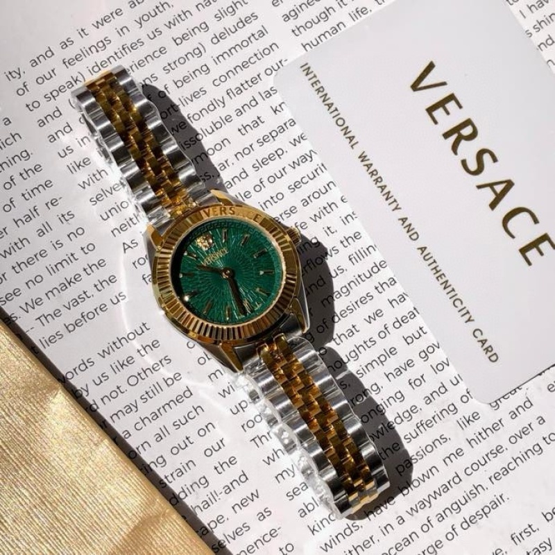 Часы Versace