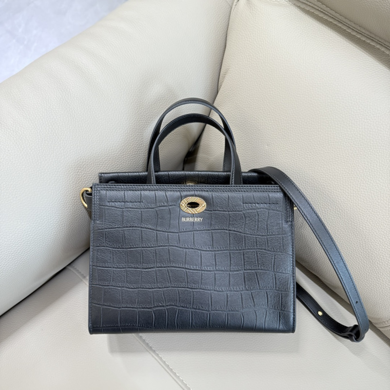 Мини-сумка Burberry с фактурой крокодила