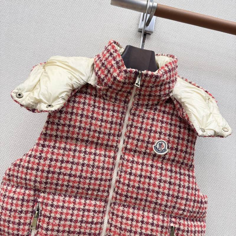 Жилет Moncler