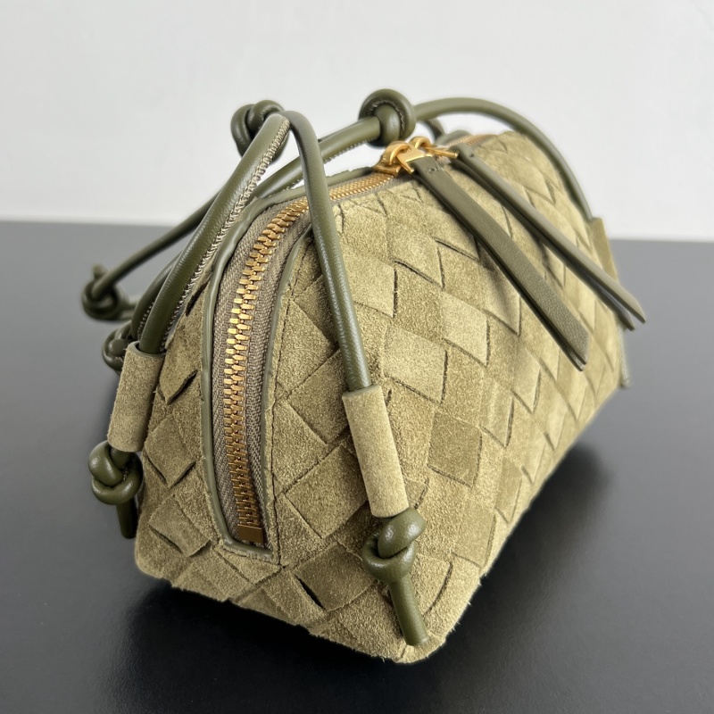 Мини-сумка Bottega Veneta с плетеным декором