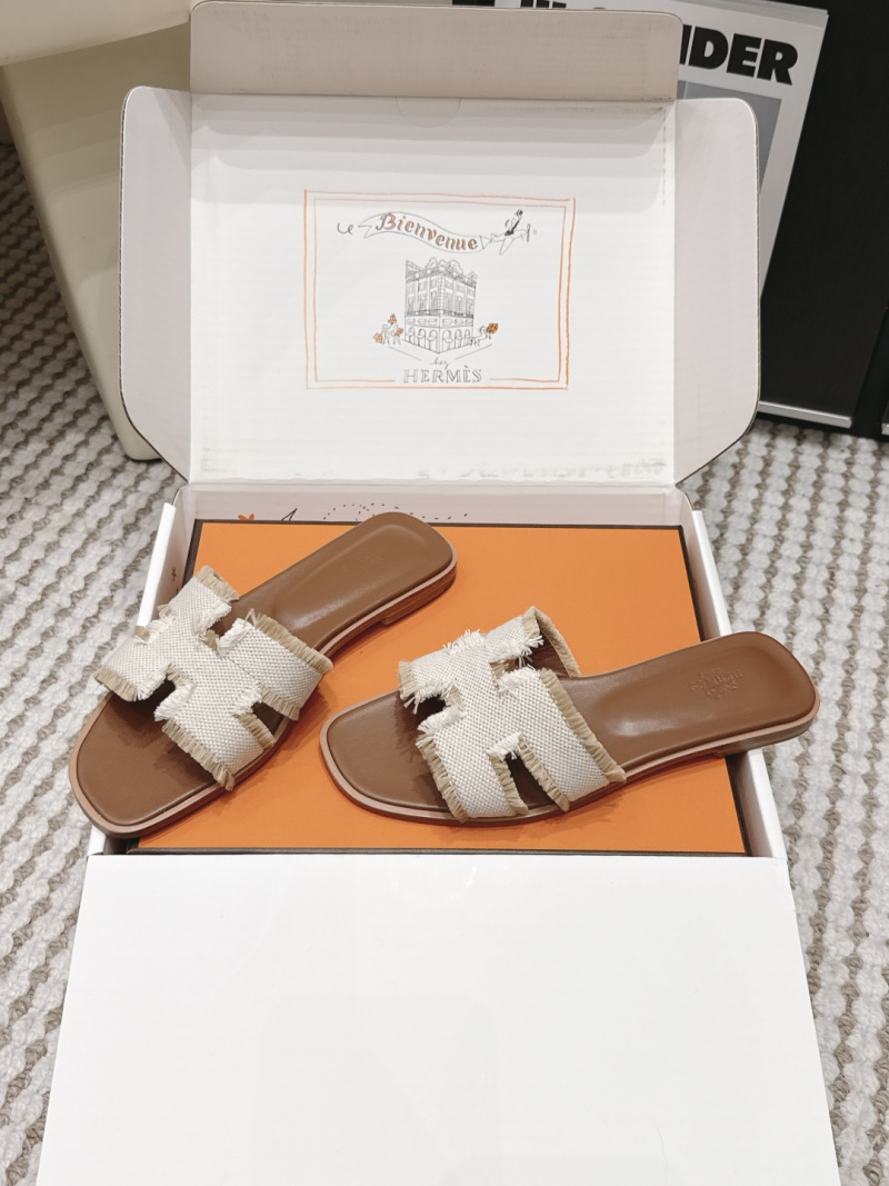 Шлёпанцы Hermès