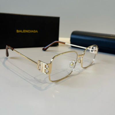 Очки Balenciaga черные и золотые