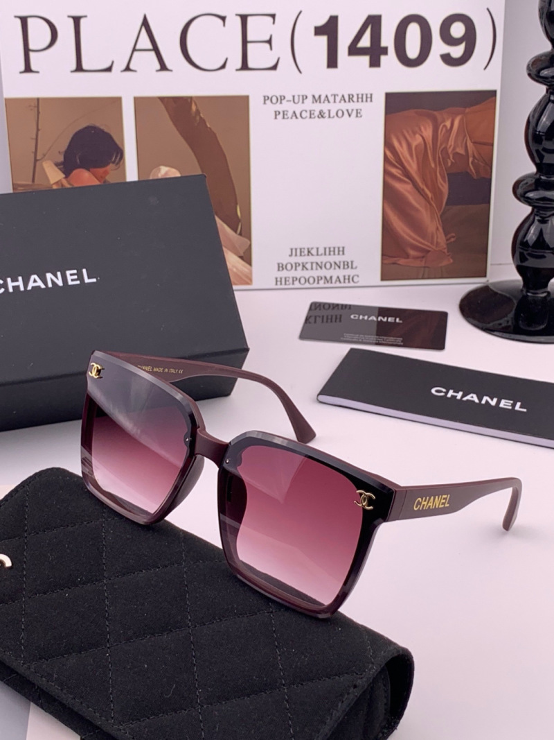 Солнечные очки Chanel, большая квадратная оправа
