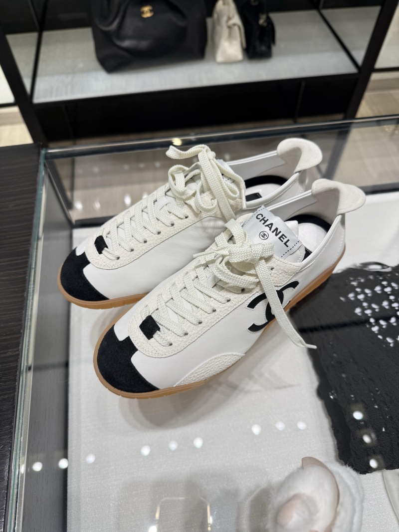 Кроссовки женские Chanel белые