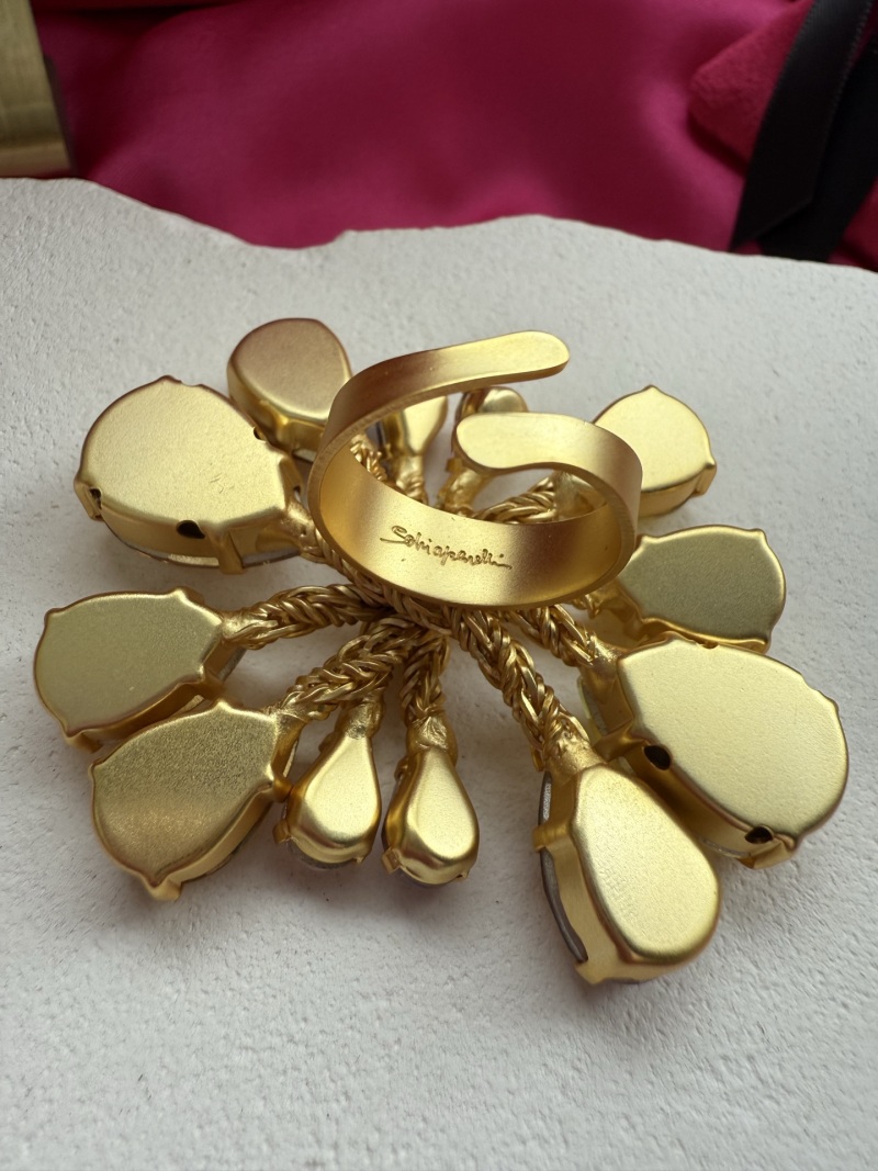 Кольцо с кристаллами Schiaparelli