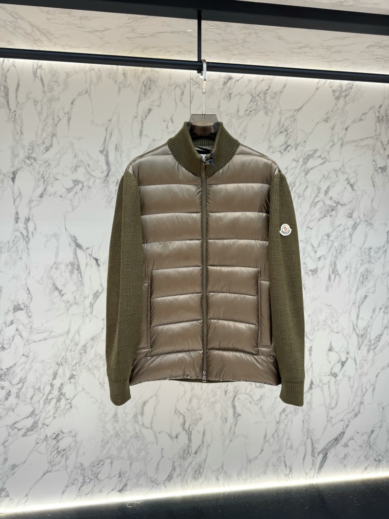Пуховик Moncler
