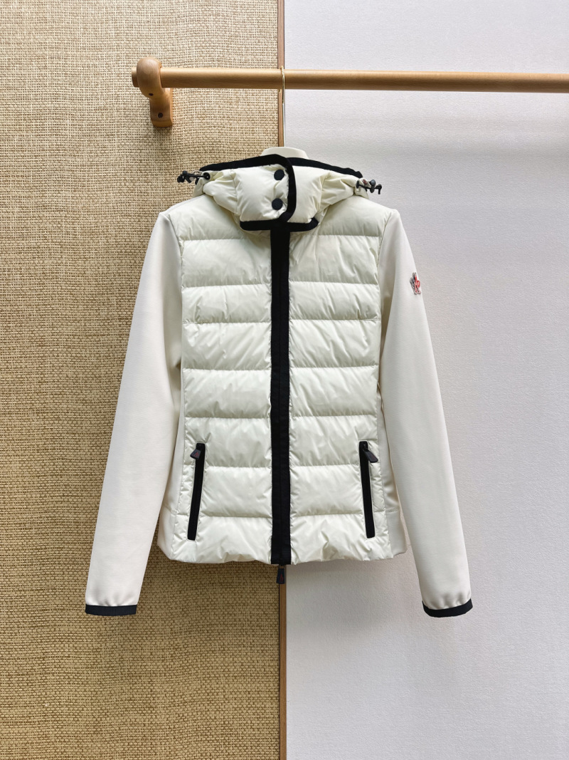 Пуховик Moncler