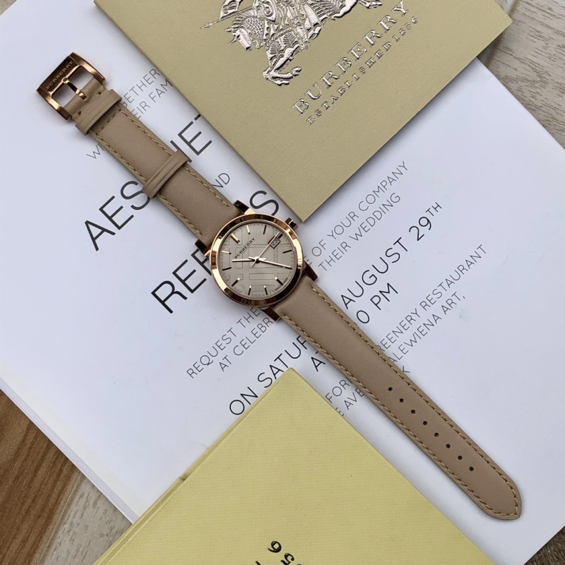 Часы Burberry