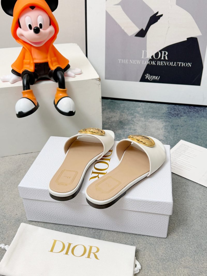 Женские мюли Dior с золотой отделкой