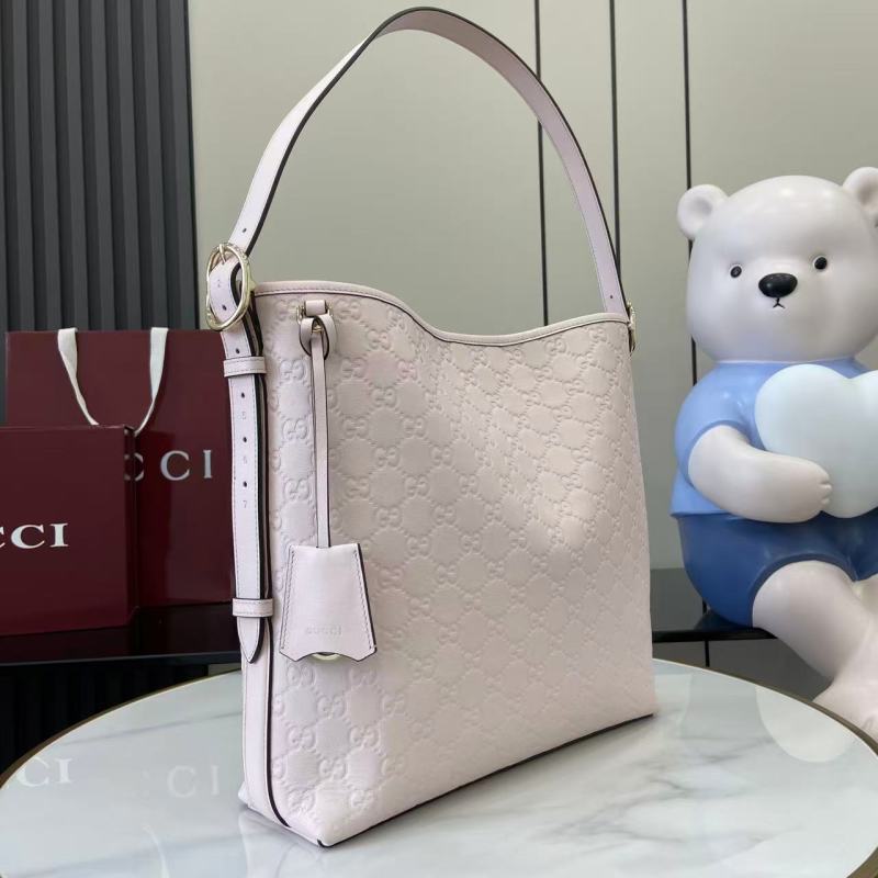 Сумка Gucci с монограммой