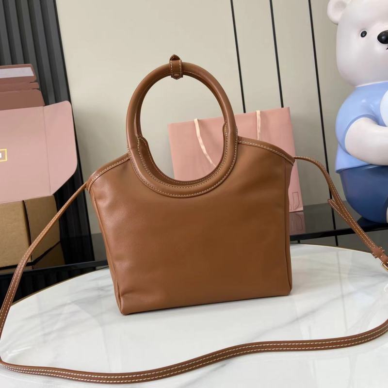 Сумка Miu Miu коричневая с круглой ручкой
