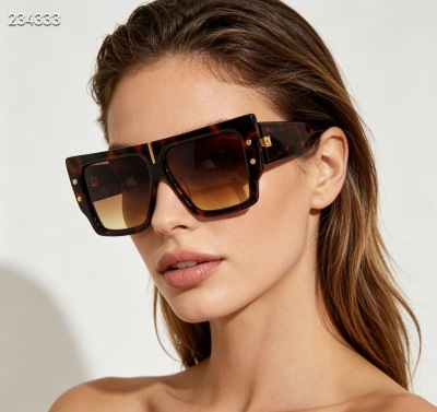 Женские солнцезащитные очки в стиле Balmain Grand