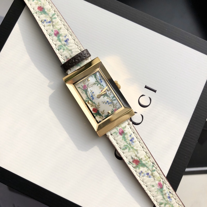 Часы Gucci