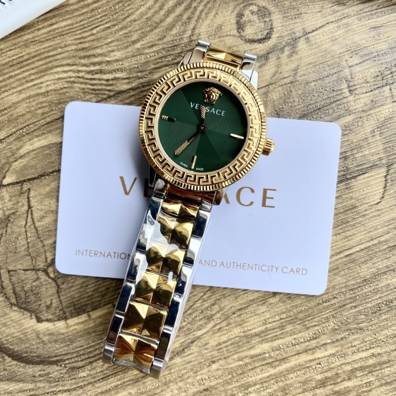 Часы Versace
