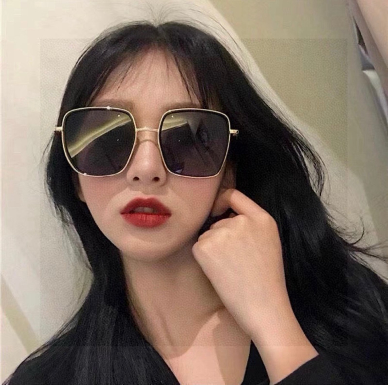 Солнцезащитные очки Gucci G9535
