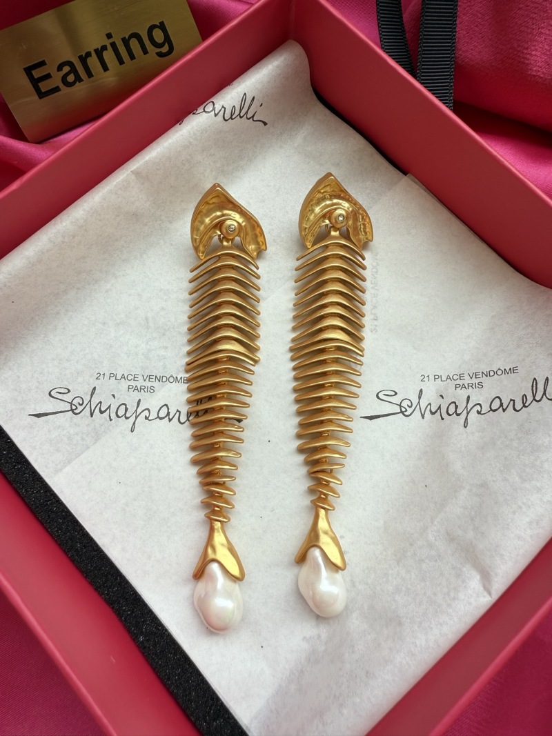 Серьги в виде рыб с жемчугом Schiaparelli