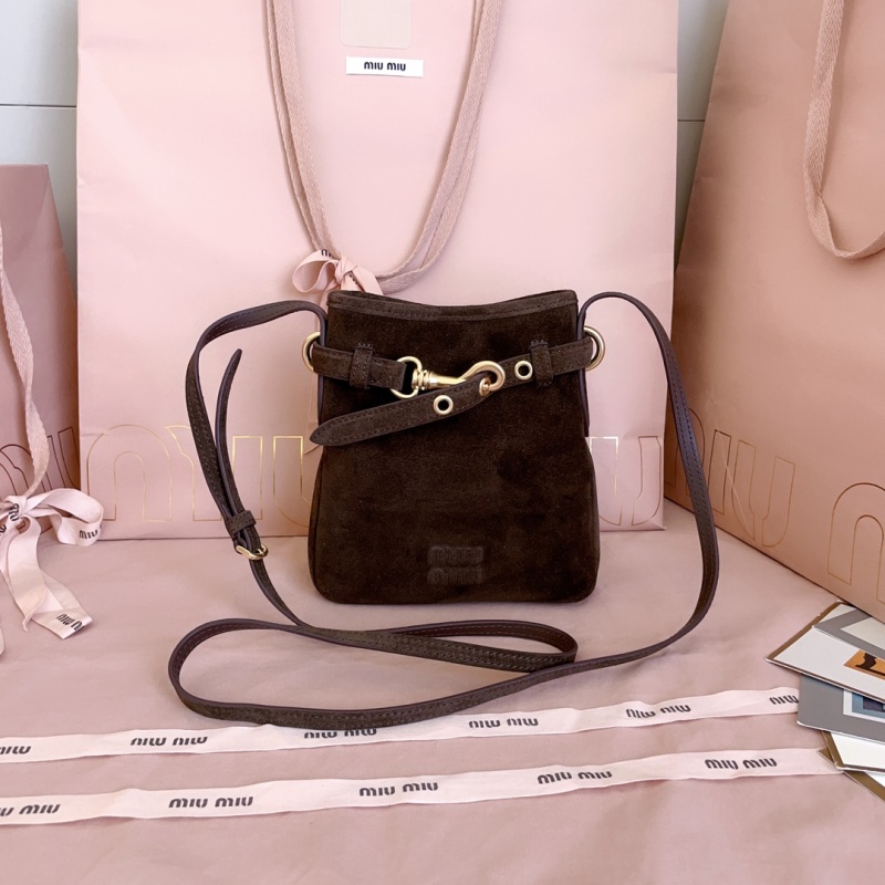 Мини-сумка из замши Miu Miu