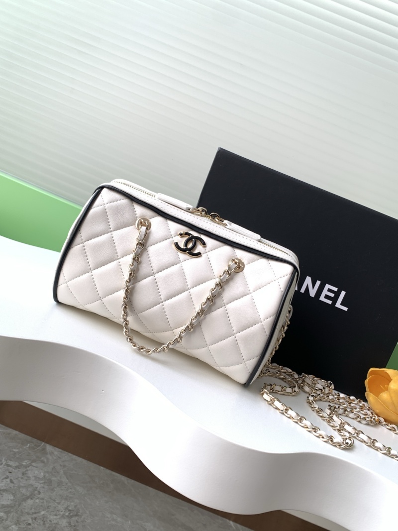 Сумка-почтальон Chanel