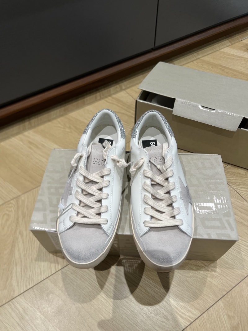 Кроссовки с серебристой звездой и люрексом Golden Goose