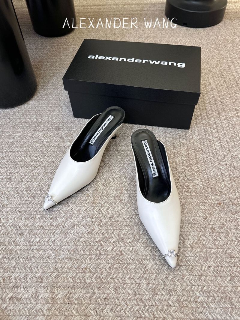 Мюли женские Alexander Wang белые с камнем