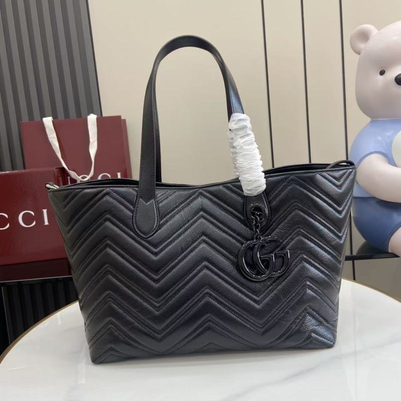 Сумка-тоут Gucci с квилтингом