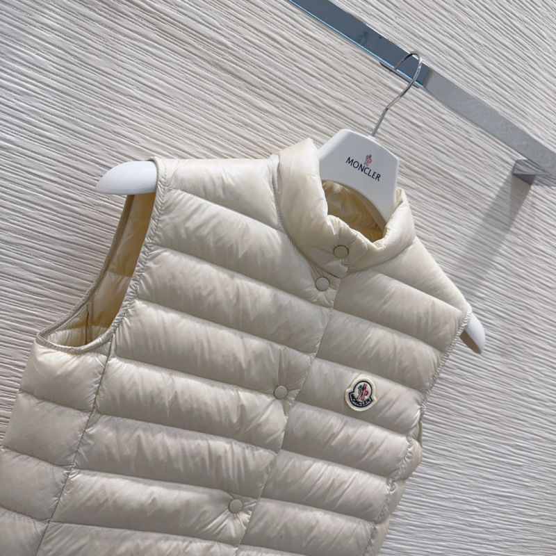 Жилет Moncler