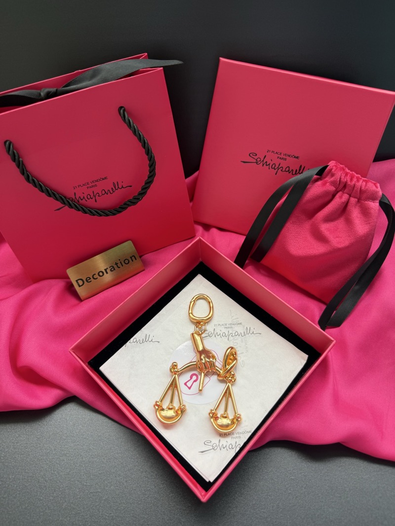 Подвеска Schiaparelli