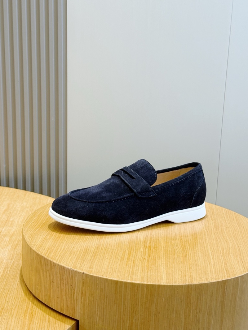 Мужские мокасины Kiton из замши с белой подошвой