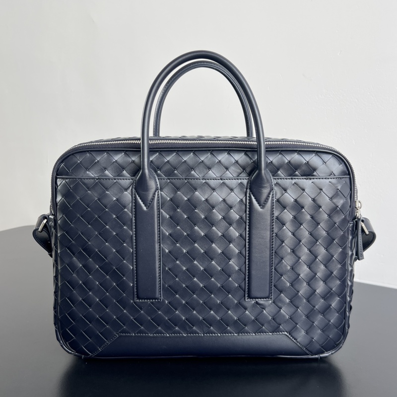Большой кожаный портфель Bottega Veneta в стиле Getaway с плетением