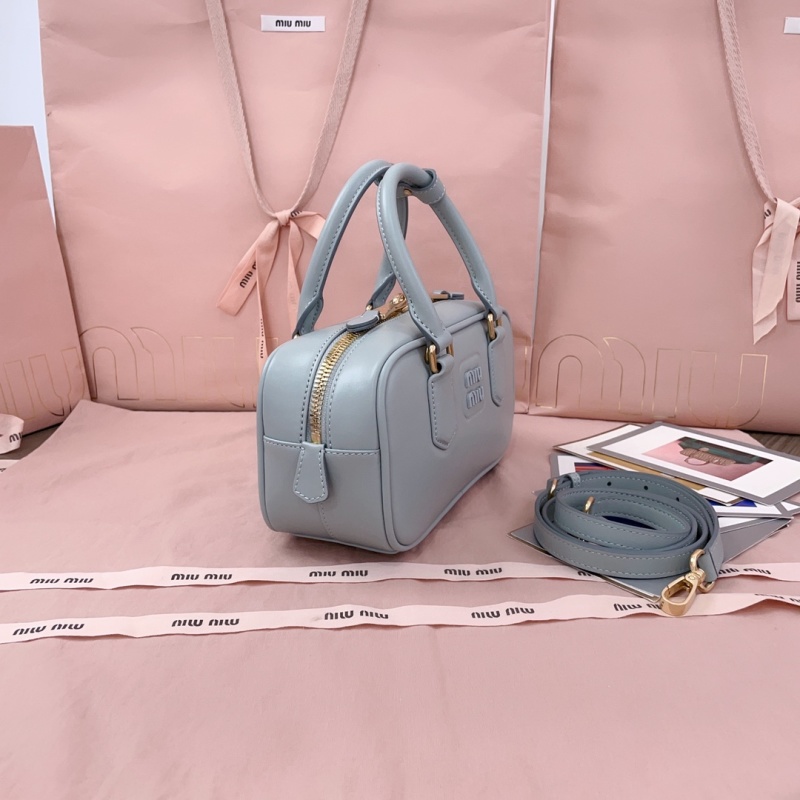Сумка Miu Miu модель 5BB142