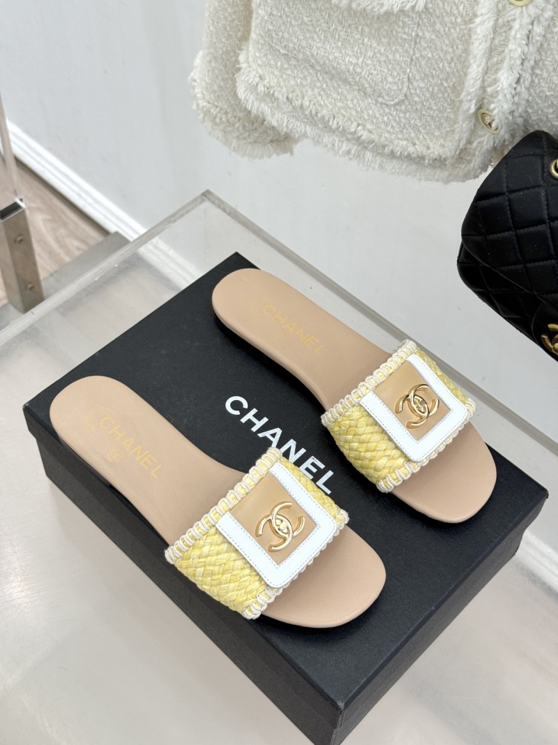 Плетеные тапочки с пряжкой Chanel