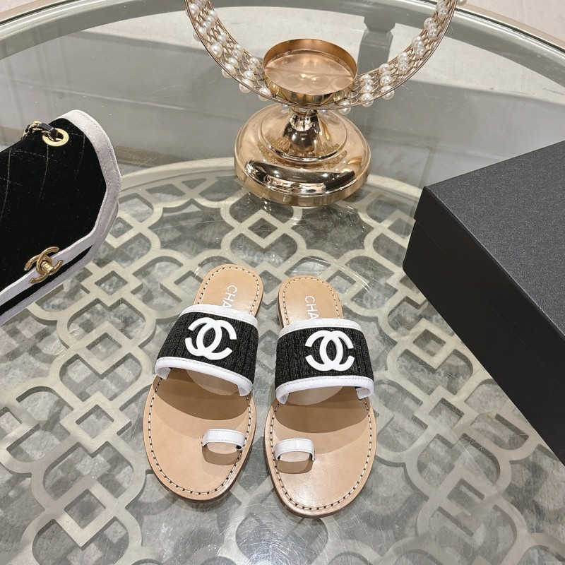 Женские шлёпанцы CHANEL
