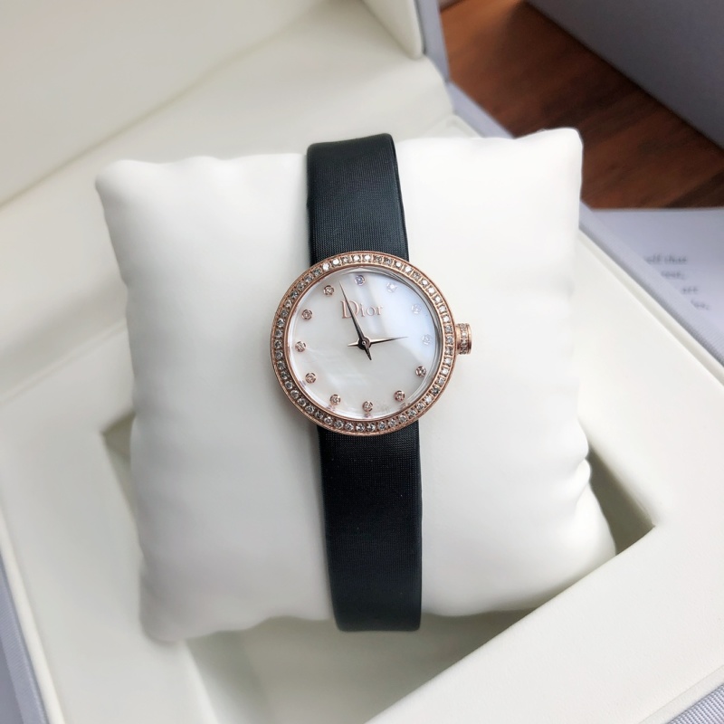 Часы Dior