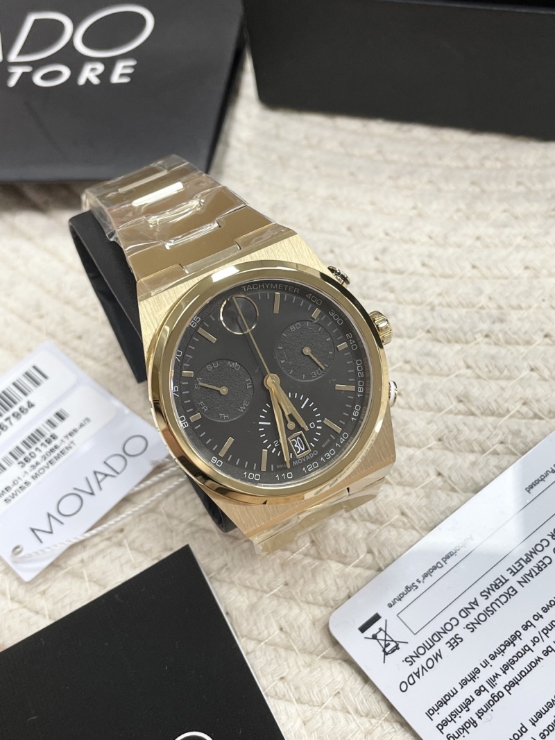 Часы Movado