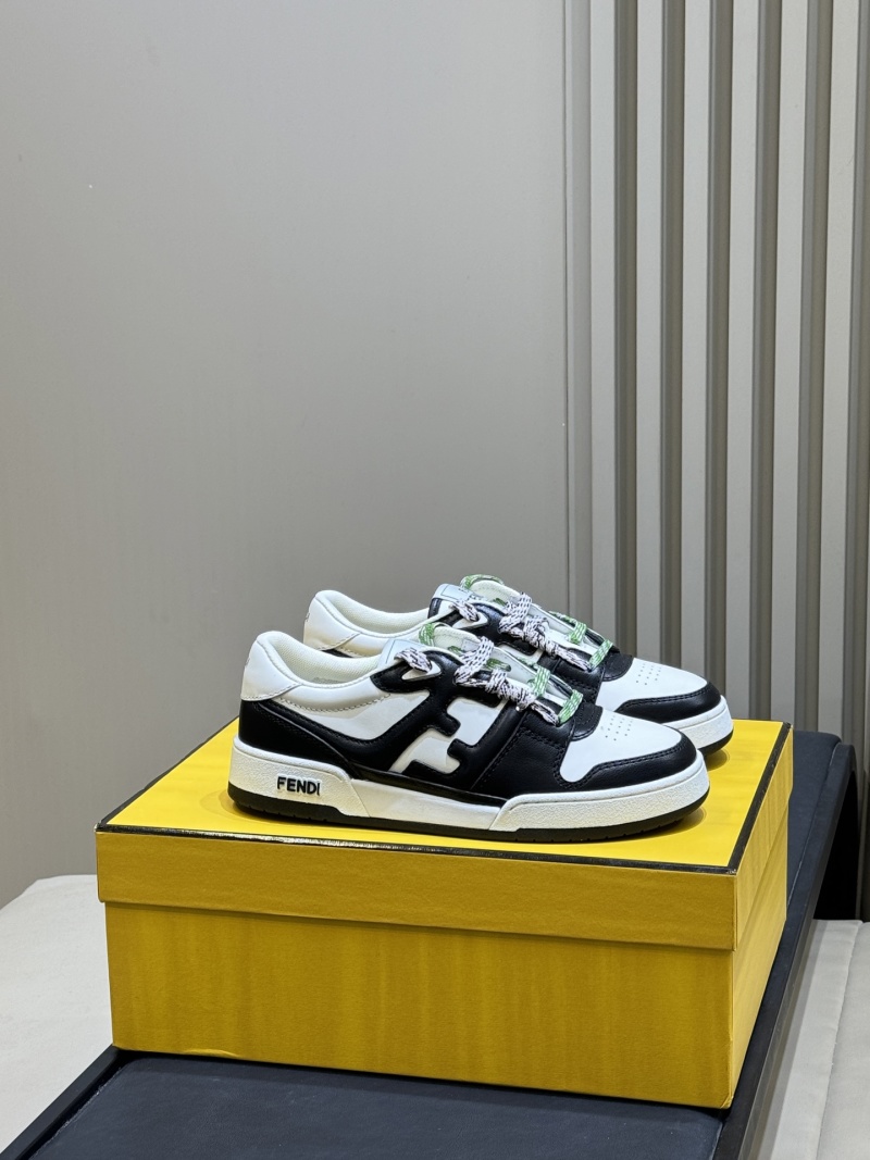 Кроссовки Fendi