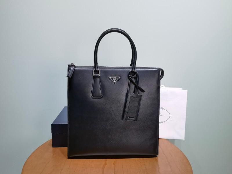 Черный портфель из Saffiano кожи для мужчин Prada