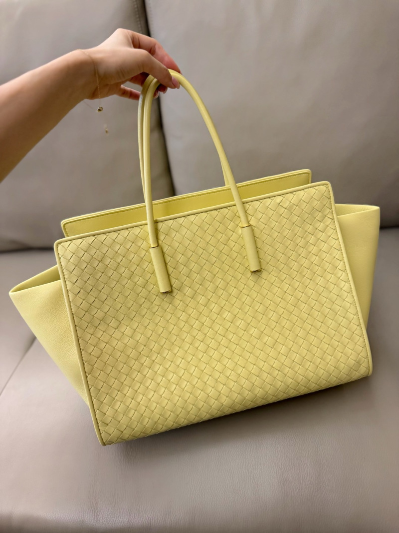 Сумка Bottega Veneta в плетении