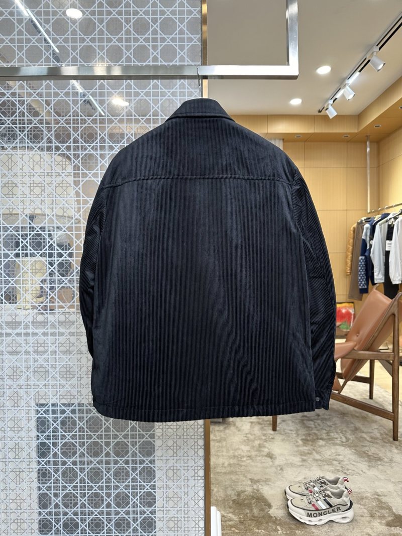 Пуховик Moncler