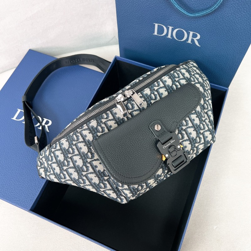 Поясная сумка Dior в стиле седла, монограммная ткань