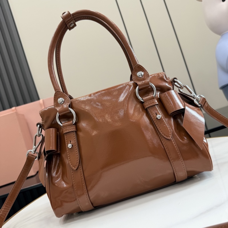 Сумка Miu Miu коричневый лак
