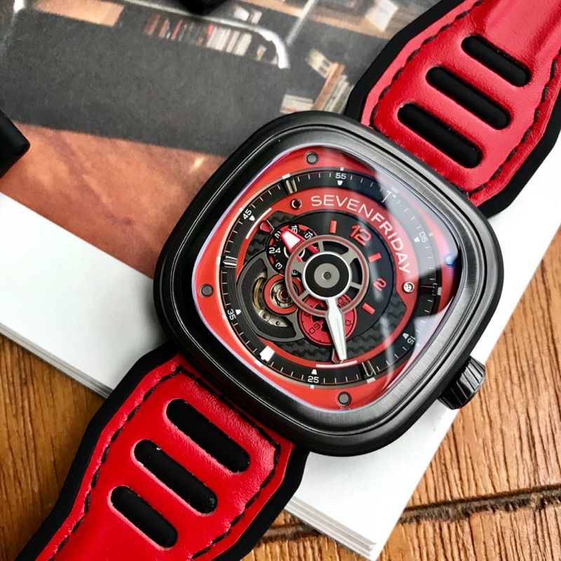 Часы SevenFriday