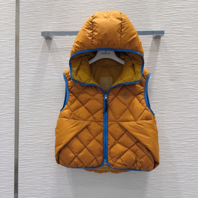 Жилет Moncler