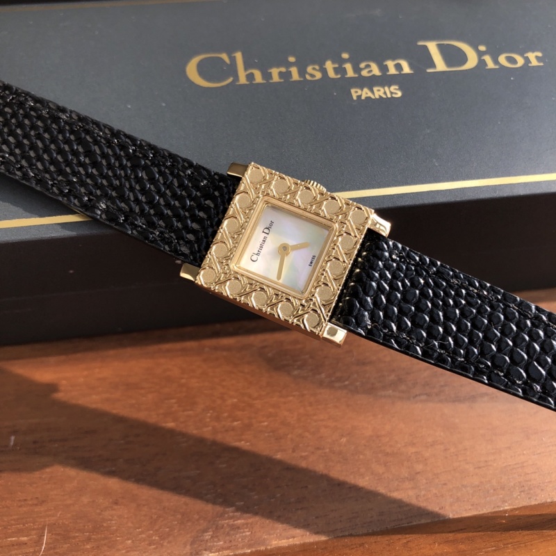Часы Dior