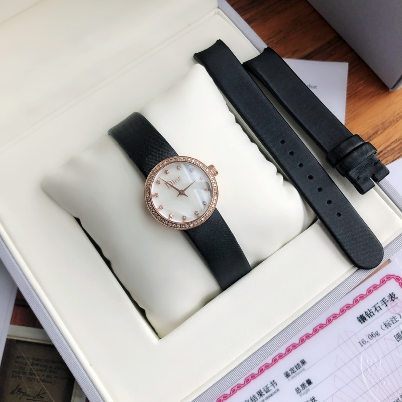 Часы Dior