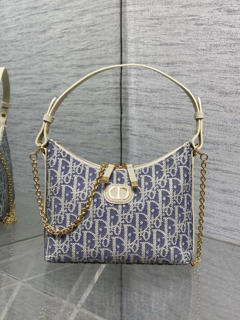 Сумка Dior с монограммой