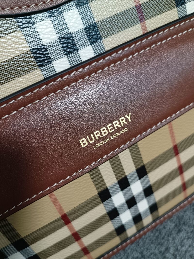 Сумка Burberry с классическим принтом и кожаной отделкой