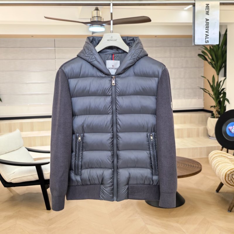 Пуховик Moncler