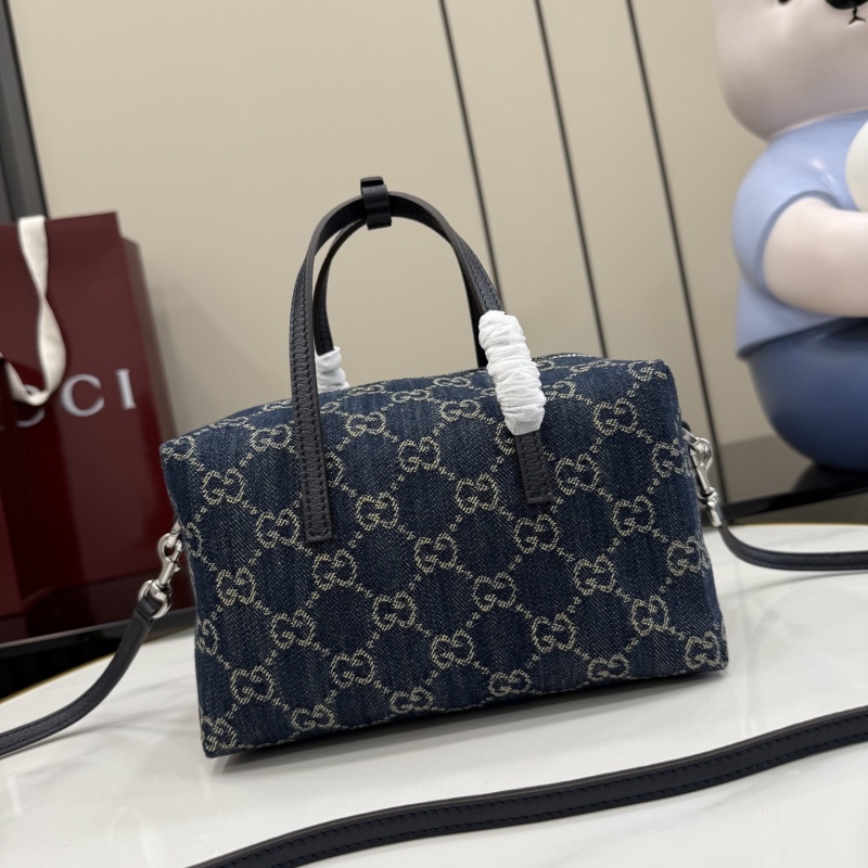 Сумка Gucci с принтом GG
