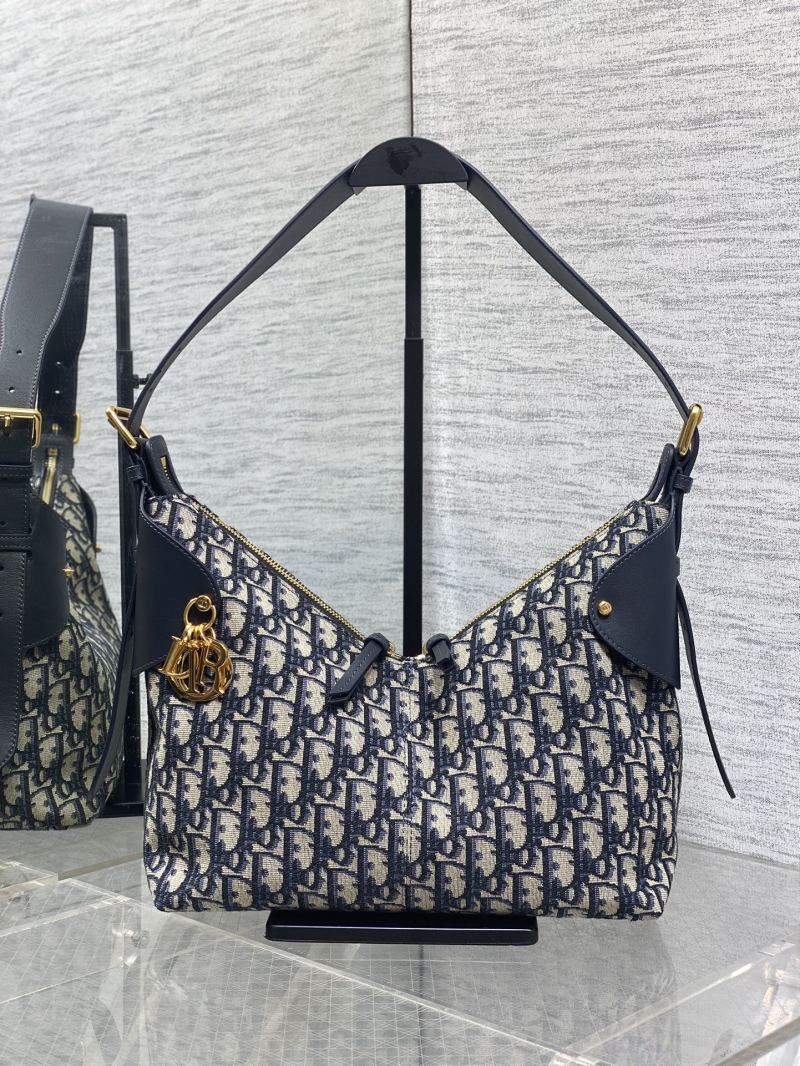 Сумка Dior с монограммой