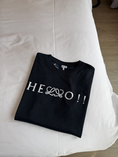 Футболка Loewe с принтом HELO